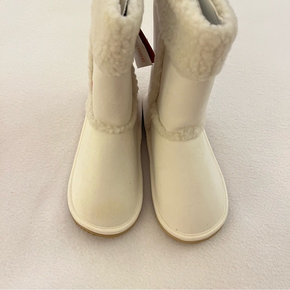 Gymboree Cozy Owl Boots - Picture 6 of 8